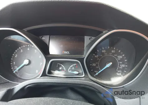 2017 Ford Focus Se z USA, uszkodzony, nr VIN 1FADP3K22HL262258